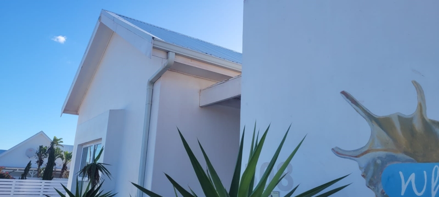 4 Bedroom Property for Sale in Golden Mile Western Cape